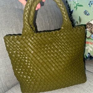 Olive green pocketbook

Brand new, never used